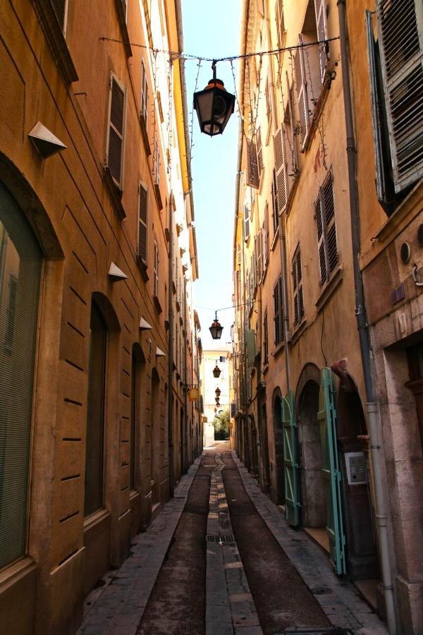 #2 Studio # Place Charmante Toulon Buitenkant foto